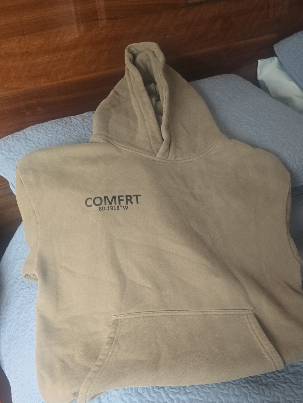 Comfrt Hoodie Sweatshirt in Olive green Size Small